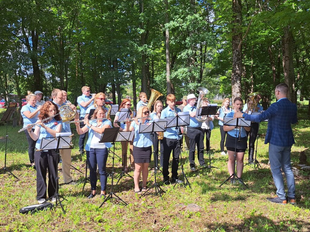 Võidupüha tähistamine ja Maakaitsepäev Tapal 23.06.2024