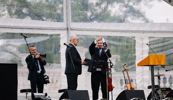 Vabariigi Presidendi vastuvõtt Kadriorus